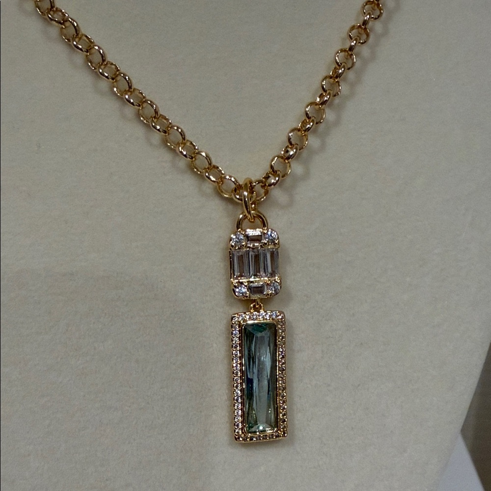 March 2026 GOLD NECKLACE - Picture 2 of 3
